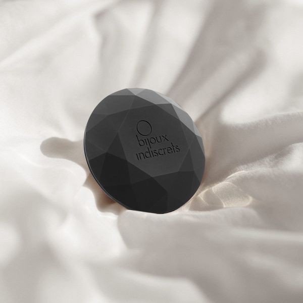 Вібромасажер діамант Bijoux Indiscrets - Twenty One Black, стильний аксесуар для дамської сумочки SX3247 фото - купити в секс-шопі Чорний Кролик