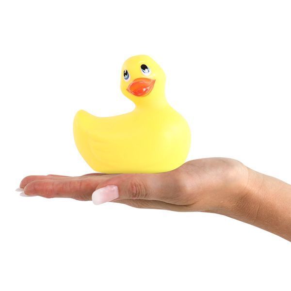 Вібромасажер качечка I Rub My Duckie - Classic Yellow v2.0, скромняжка SO1594 фото - купити в секс-шопі Чорний Кролик