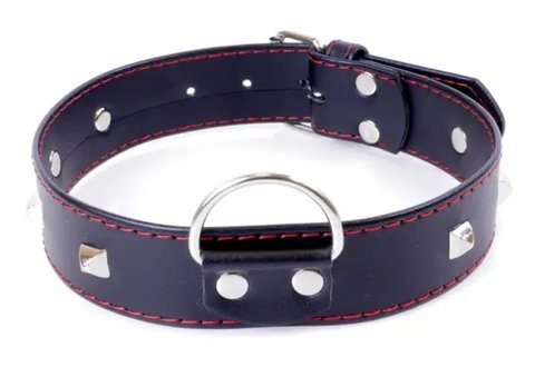 Нашийник із штучної шкіри з металевими заклепками Fetish Boss Series - Collar with studs Red Line, BS3300113 BS3300113 фото - купити в секс-шопі Чорний Кролик