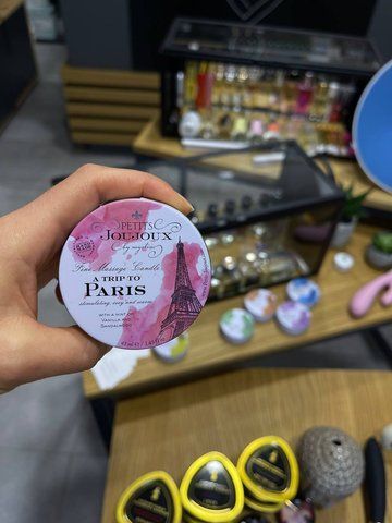 Масажна свічка Petits Joujoux - Paris - Vanilla and Sandalwood (43 мл) з афродизіаками SO3171 фото - купити в секс-шопі Чорний Кролик