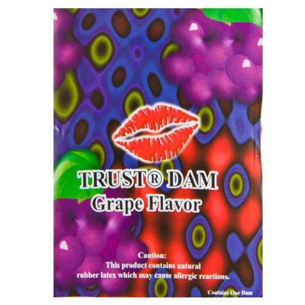 Латексна серветка Latex Dental Dams Grape 1 шт SX1263 фото - купити в секс-шопі Чорний Кролик