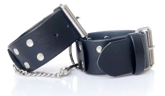 Наручники зі штучної шкіри Fetish Boss Series - Handcuffs with studs, BS3300092 BS3300092 фото - купити в секс-шопі Чорний Кролик