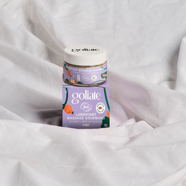 Масажна олія-лубрикант з ароматом та смаком фундука Goliate Couple Gourmand Noisette 50 мл SX3011 фото - купити в секс-шопі Чорний Кролик