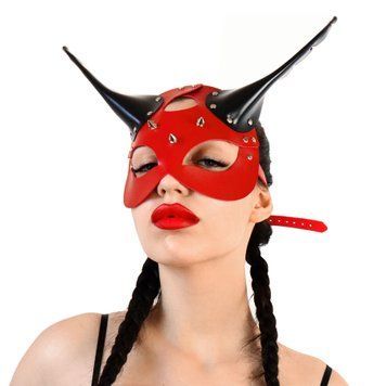 Шкіряна маска Art of Sex - Lucifer Red&Black SO9813 фото - купити в секс-шопі Чорний Кролик