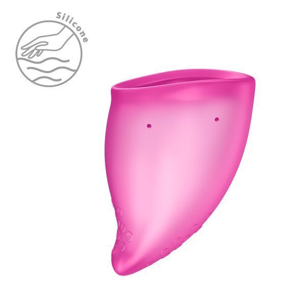 Менструальна чаша Fun Factory FUN CUP SIZE A Magenta, багаторазова, діаметр 4 см, об&rsquo;єм 20 мл SX3681 фото - купити в секс-шопі Чорний Кролик