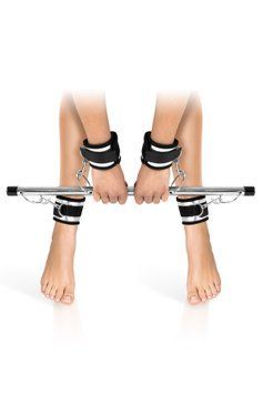 Фіксатор для рук і ніг Fetish Tentation Submission bar with 4 cuffs SO4667 фото - купити в секс-шопі Чорний Кролик