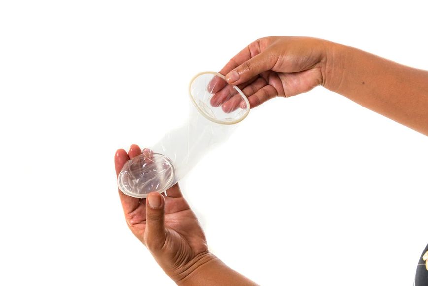 Жіночий презерватив FC2 Female Condom fc2-1 фото - купити в секс-шопі Чорний Кролик